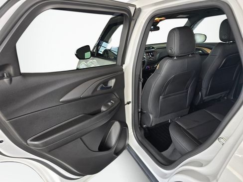 Used 2023 Chevrolet TrailBlazer ACTIV AWD/4WD image 35