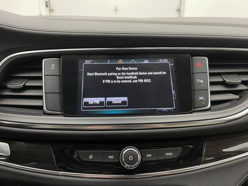 Used 2018 Buick Enclave Premium FWD image 27