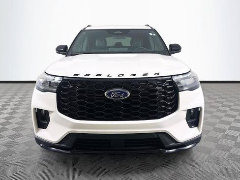 Certified 2025 Ford Explorer ST-Line w/ ST-Line Street Pack AWD/4WD image 2