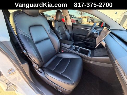 Used 2021 Tesla Model 3 Standard Range Plus image 26