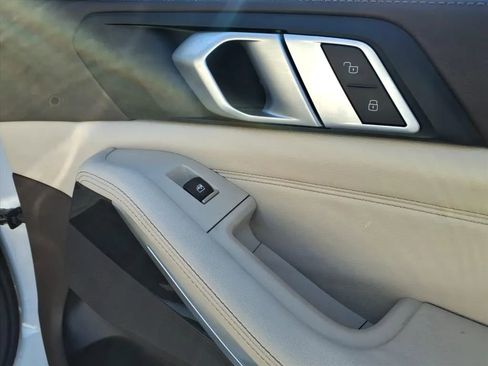 Used 2019 BMW X5 xDrive40i image 11