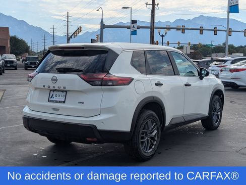 Used 2024 Nissan Rogue S AWD/4WD image 4