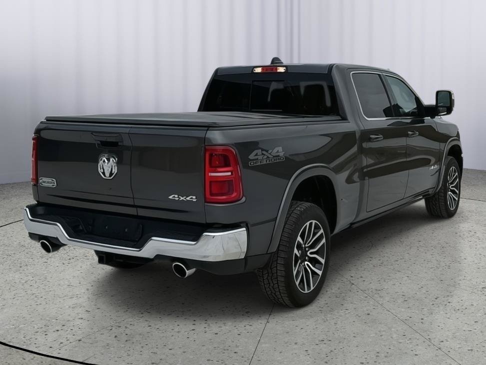 Used 2025 RAM 1500 Limited w/ Off Road Group AWD/4WD image 5