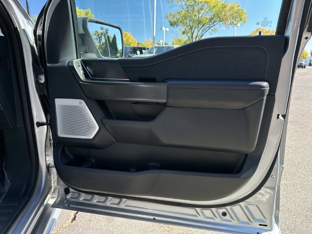 Used 2025 Ford F150 Lariat w/ Equipment Group 502A High AWD/4WD image 38