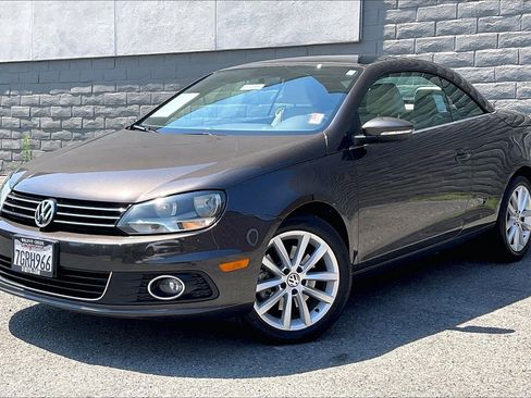 Used 2014 Volkswagen Eos Komfort FWD image 12