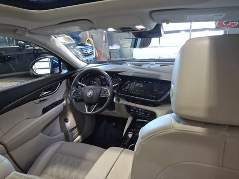 Used 2023 Buick Envision Avenir AWD/4WD image 27