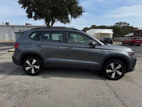 Used 2024 Volkswagen Taos S image 10