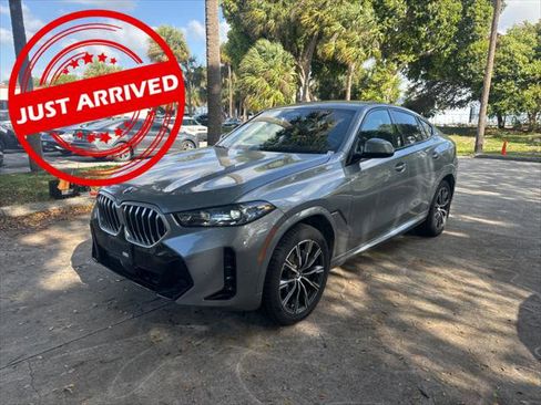 Used 2025 BMW X6 xDrive40i w/ Climate Comfort Package image 1