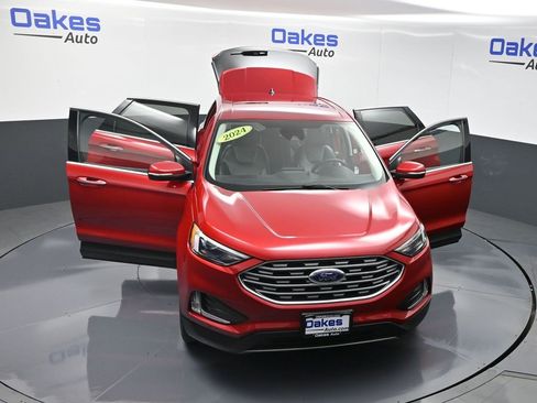 Used 2024 Ford Edge Titanium image 57