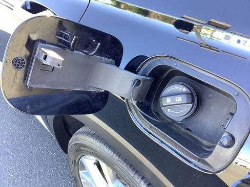 Used 2022 Hyundai Palisade SEL w/ Premium Package image 23