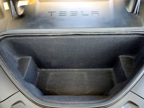 Used 2016 Tesla Model S AWD image 42