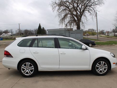 Used 2014 Volkswagen Jetta TDI FWD image 3