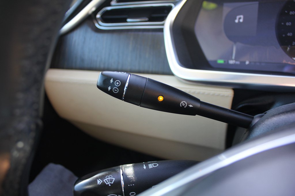 Used 2013 Tesla Model S RWD image 14