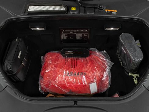 Used 2022 Ferrari F8 Tributo image 26