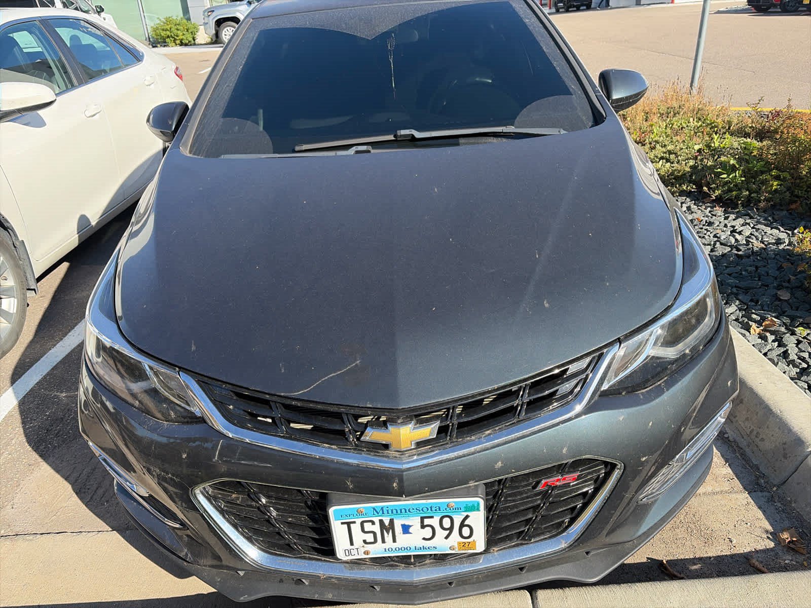 Used 2017 Chevrolet Cruze LT w/ Sun And Sound Package FWD image 2