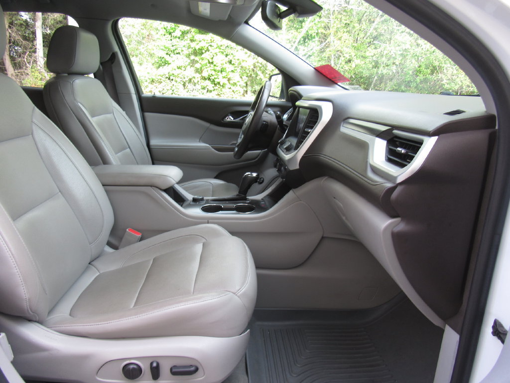 Used 2017 GMC Acadia SLT AWD/4WD image 20