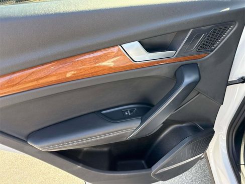 Used 2023 Audi Q5 2.0T Premium Plus image 9