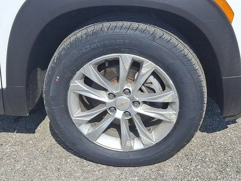 Used 2023 Chevrolet TrailBlazer LS AWD/4WD image 25