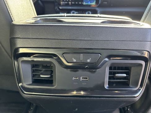 Used 2023 GMC Sierra 1500 AT4 w/ AT4 Premium Package image 28