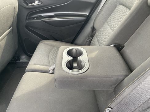 Used 2018 Chevrolet Equinox LT FWD image 40