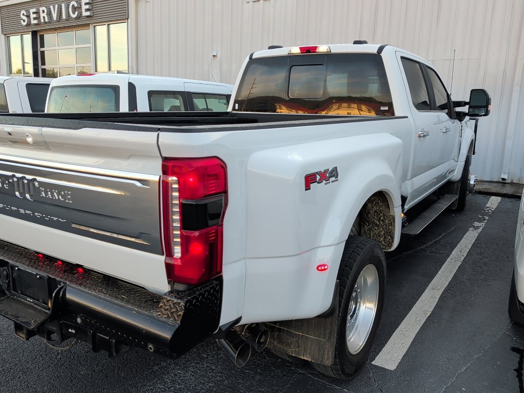 Used 2025 Ford F450 King Ranch w/ Chrome Package AWD/4WD image 4