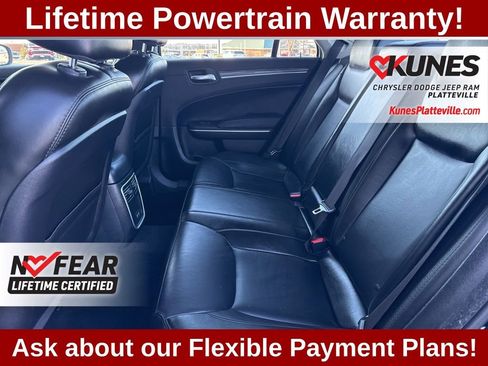 Used 2021 Chrysler 300 Touring L image 24