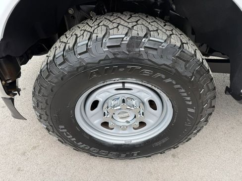 Used 2020 Ford F250 XL w/ Power Equipment Group AWD/4WD image 16