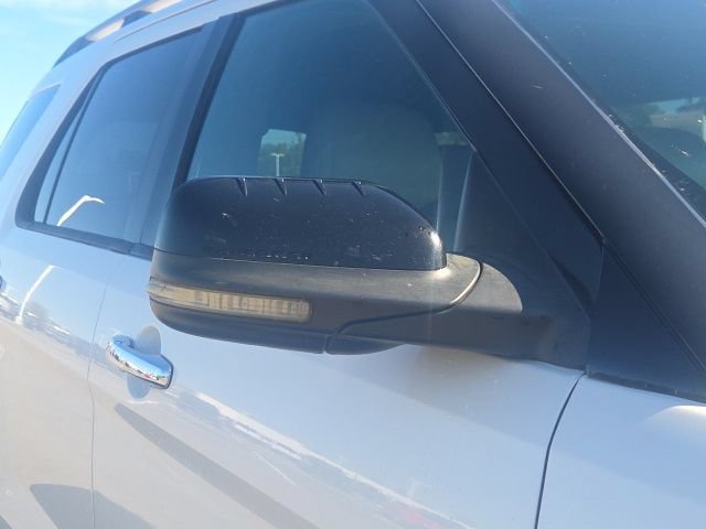 Used 2012 Ford Explorer XLT FWD image 5