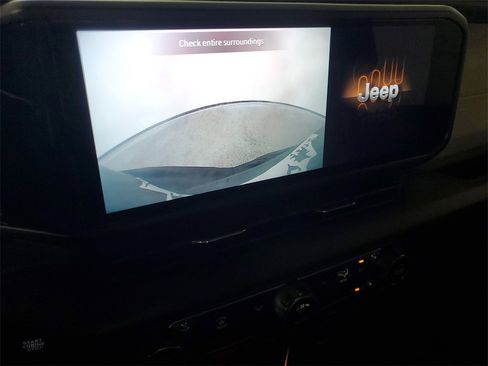 Used 2024 Jeep Wrangler Sport image 19