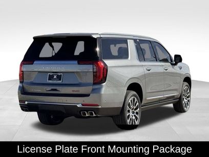 New 2026 GMC Yukon XL Denali w/ Sun & Power Step Package