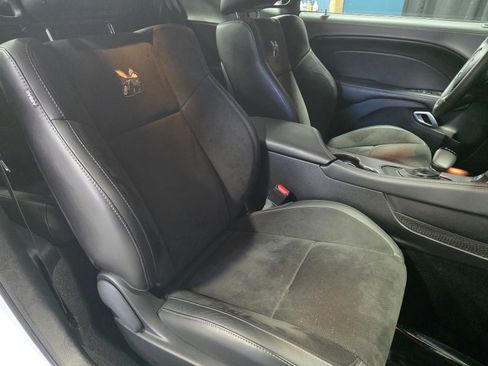 Used 2023 Dodge Challenger R/T Scat Pack RWD image 12