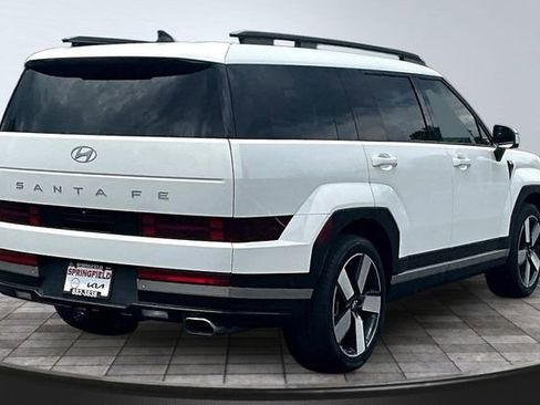 Used 2025 Hyundai Santa Fe Limited FWD image 6