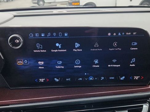 Used 2024 Chevrolet Traverse Z71 w/ LPO, Floor Liner Package image 39