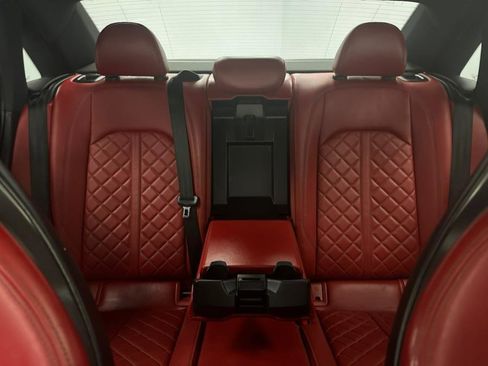 Used 2019 Audi S4 Prestige w/ Prestige Package image 40