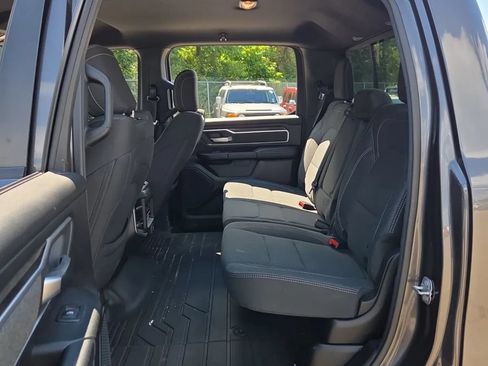 Used 2020 RAM 1500 Big Horn AWD/4WD image 11