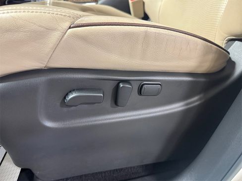 Used 2019 Nissan Armada SL w/ Premium Package image 13