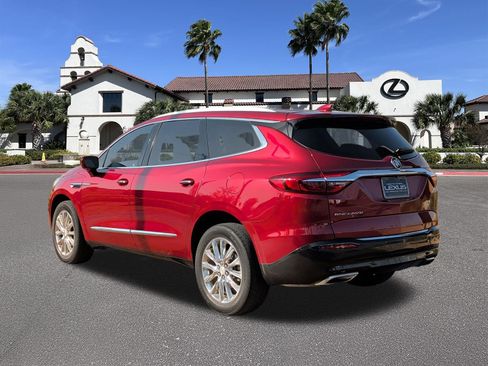 Used 2020 Buick Enclave Essence FWD image 4