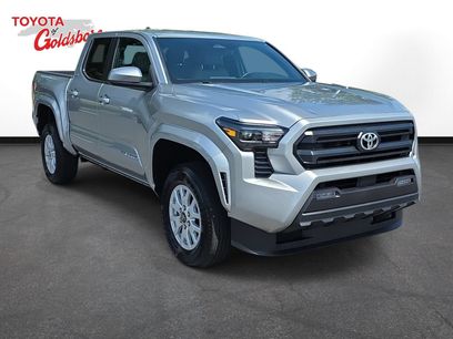 Used 2025 Toyota Tacoma SR5