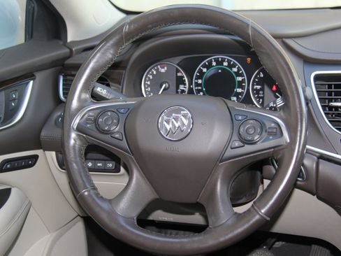 Used 2018 Buick LaCrosse Premium image 12