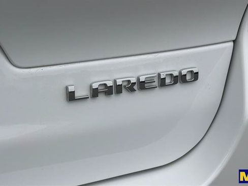 Used 2022 Jeep Grand Cherokee L Laredo w/ Luxury Tech Group I RWD image 37