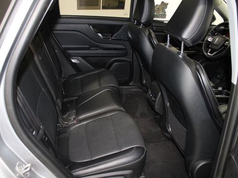 Used 2022 Lincoln Corsair Grand Touring image 32