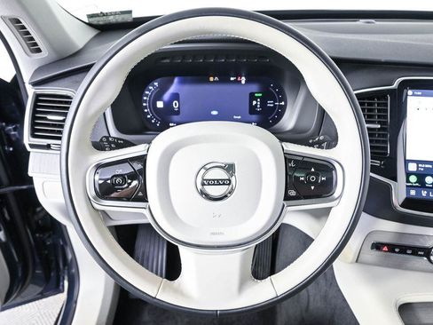 Certified 2025 Volvo XC90 T8 Plus w/ Protection Package Premier AWD/4WD image 10