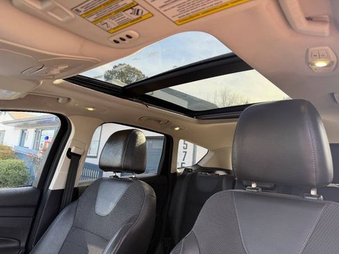 Used 2013 Ford Escape Titanium w/ Parking Technology Pkg FWD image 25