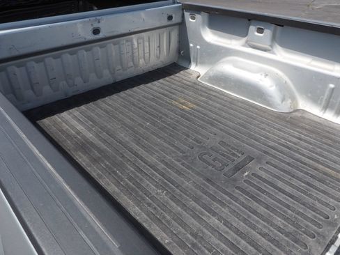 Used 2015 GMC Sierra 1500 SLE AWD/4WD image 17