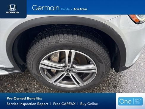 Used 2020 Mercedes-Benz GLC 300 4MATIC image 5