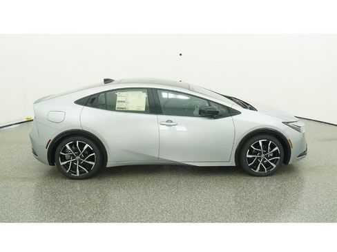 New 2026 Toyota Prius Plug-In Hybrid image 11