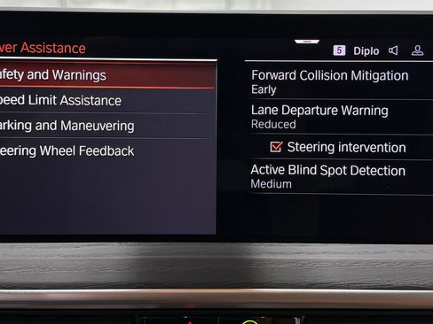 Used 2023 BMW X4 M40i AWD/4WD image 28