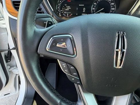 Used 2019 Lincoln MKC Reserve w/ MKC Climate Package FWD image 15