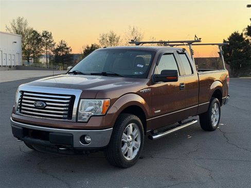 Used 2011 Ford F150 XLT w/ XLT Chrome Pkg image 3