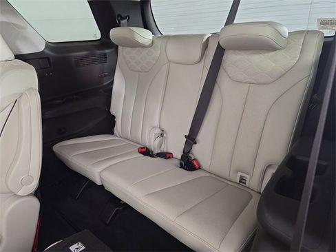 Used 2020 Hyundai Palisade Limited w/ Winter Weather Package image 14